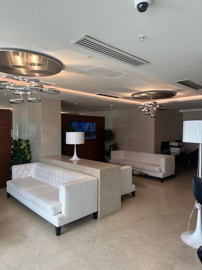 באטומי Alliance Palace Aparthotel By Marriott מראה חיצוני תמונה