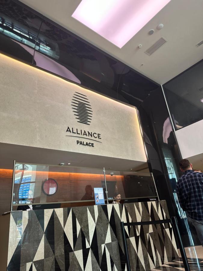 באטומי Alliance Palace Aparthotel By Marriott מראה חיצוני תמונה